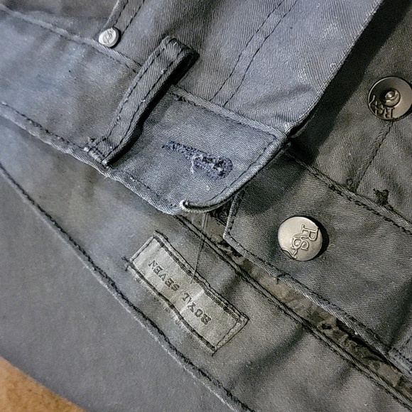 Jeans - Picture 12 of 12